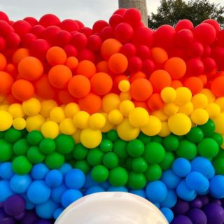 Check out this Pride Rainbow balloon wall we made for an event at @UNIVERSITY TOWN CENTER #PrideMonth #Pride #LoveIsLove
#balloons #balloondecor #balloonstylist #supportsmallbusiness #balloonslakeland #balloonsorlando #balloonarch #birthdayballoons #balloonstampa #balloonsdaytona #balloonslakemary #balloonmarquee #organicballoondecor #balloonswag #birthdaypartyideas #balloondelivery #graduationpartyideas #graduationballoons #eventdecorations